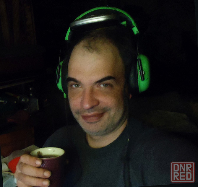 Хто с перами бегал "по двору"> Донецк - изображение 1