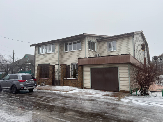 Продажа 2-х этажного дома г. Макеевка м-н Восточный , пос. Комсомольский , ул Червоногвардейская Макеевка