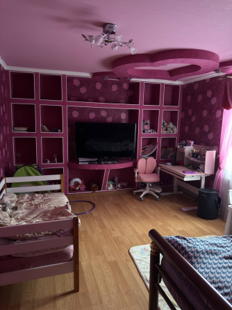 Продажа 2-х этажного дома г. Макеевка м-н Восточный , пос. Комсомольский , ул Червоногвардейская Макеевка