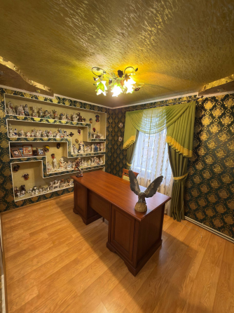 Продажа 2-х этажного дома г. Макеевка м-н Восточный , пос. Комсомольский , ул Червоногвардейская Макеевка