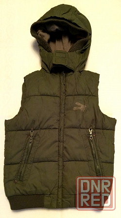 Пуховики-жилеты на рост 110-116 Донецк - изображение 1