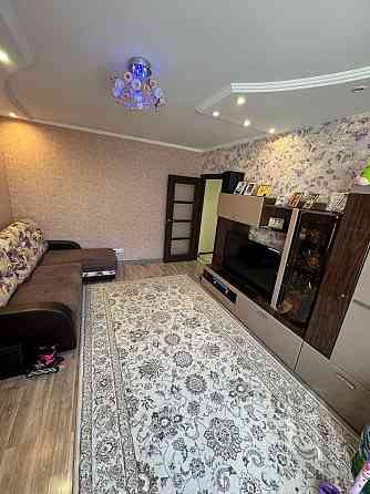 Сдаю двухкомнатную квартиру 63 кв м в отличном состоянии на длительный срок. Донецк