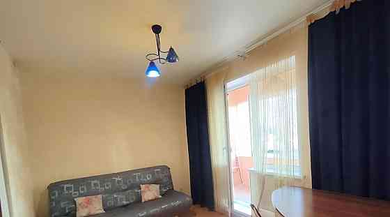 Сдается на длительный срок чистая, светлая квартира с простым ремонтом в Ворошиловском районе Донецк