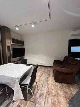 Сдаётся 3-х комнатная студия в Ворошиловском районе Донецк