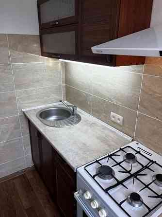 Предлагаю в аренду однокомнатную квартиру в Киевском районе.Возможен съём на короткий сок. Донецк