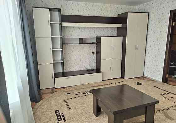 Сдаю двухкомнатную квартиру 52.0 м² этаж 5/9 город Донецк, Калининский район, Мед Институт Донецк