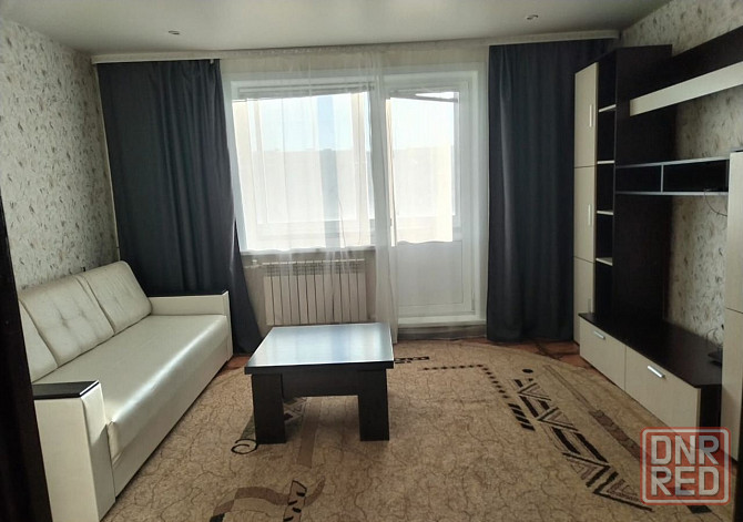 Сдаю двухкомнатную квартиру 52.0 м² этаж 5/9 город Донецк, Калининский район, Мед Институт Донецк - изображение 1