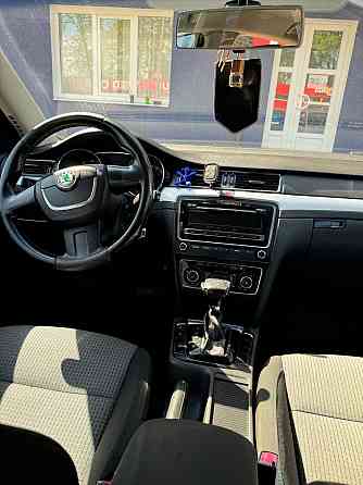 Продам шкода Superb2 Шахтерск