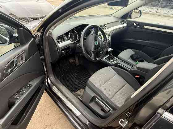 Продам шкода Superb2 Шахтерск