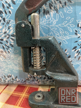 Пресс для установки кнопок, люверсов Макеевка - изображение 3