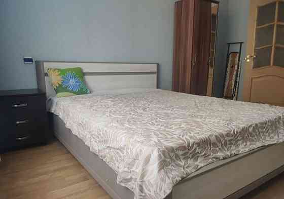 Сдаю двухкомнатную квартиру 56.0 м² этаж 4/5 город Донецк, Ворошиловский район, ориентир Крытый рыно Донецк