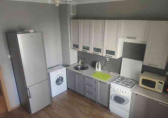 Сдаю двухкомнатную квартиру 56.0 м² этаж 4/5 город Донецк, Ворошиловский район, ориентир Крытый рыно Донецк