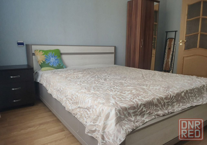 Сдаю двухкомнатную квартиру 56.0 м² этаж 4/5 город Донецк, Ворошиловский район, ориентир Крытый рыно Донецк - изображение 1