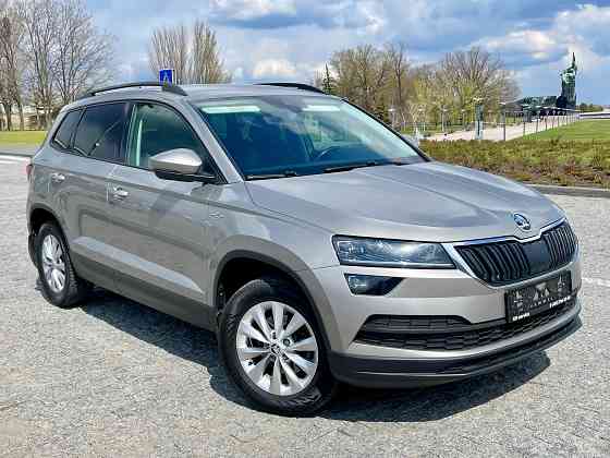 Skoda Karoq 2021 рейсталинг весь в родном окрасе как новый Донецк