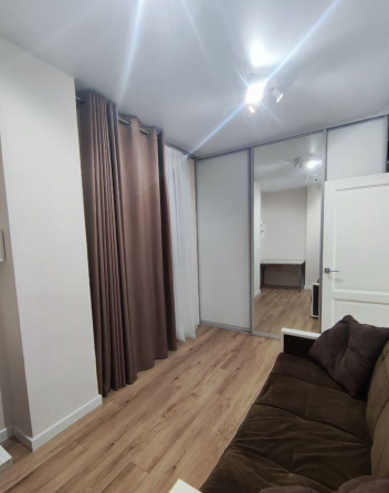 Сдaетcя пpoстoрная двухкомнaтнаяквaртирa Донецк