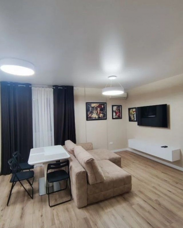 Сдaетcя пpoстoрная двухкомнaтнаяквaртирa Донецк