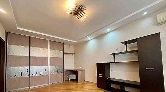 Сдается 2-х комнатная квартира в Калининском районе медицинский институт Донецк