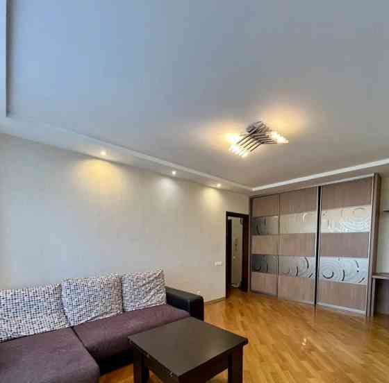 Сдается 2-х комнатная квартира в Калининском районе медицинский институт Донецк