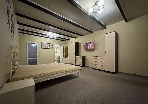 Сдается комфортная однокомнатная квартира в Киевском районе по улица Артёме, ориентир Донбасс Арена. Донецк