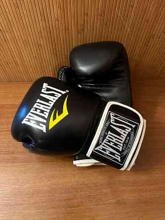 Боксёрские перчатки EVERLAST Донецк