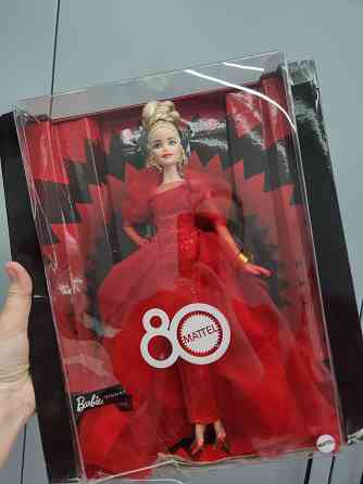 Новая, красивая кукла барби. Донецк