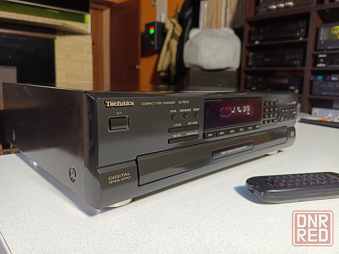 CD чейнжер Technics SL-PD7A Донецк - изображение 1