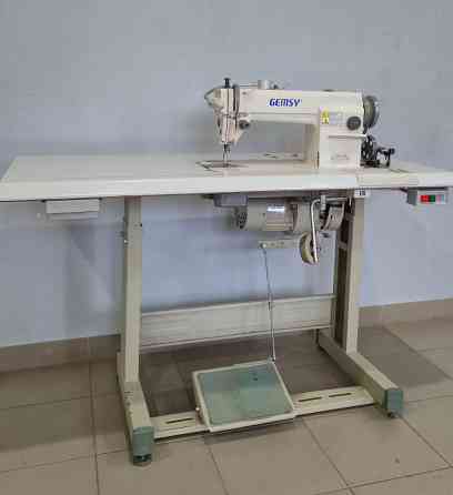 Продам промышленную швейную машинку Макеевка