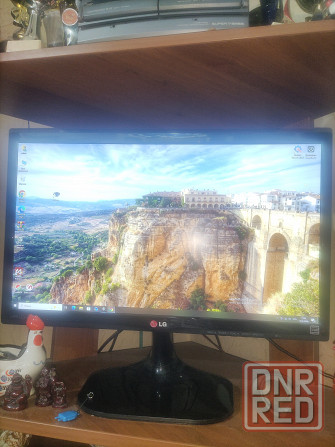 Монитор lg 22 дюйма Донецк - изображение 1
