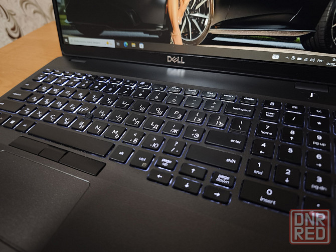 Ноутбук Dell Latitude 5500 память 16/512 ssd m2 Донецк - изображение 2