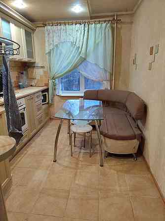 Продам 3х ком квартиру.Зеленый.Район 50й школы.4эт, не угл. Макеевка