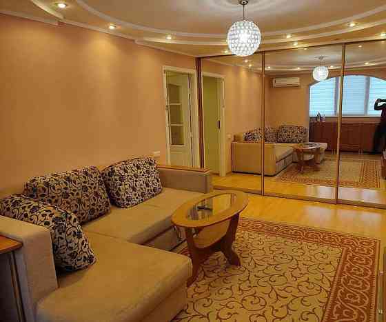 Сдается 2х комнатная квартира в Калининском р-не, орг. Грузия, проспект Ильича. Донецк