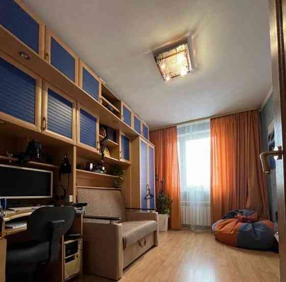 Сдаю двухкомнатную квартиру 56.0 м² этаж 4/5 город Донецк, Ворошиловский район, ориентир Крытый рыно Донецк