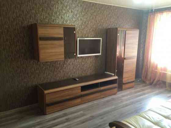 Сдам двухкомнатную квартиру желательно на длительный срок. Киевский район, обл. Травматология(54вк.м Донецк