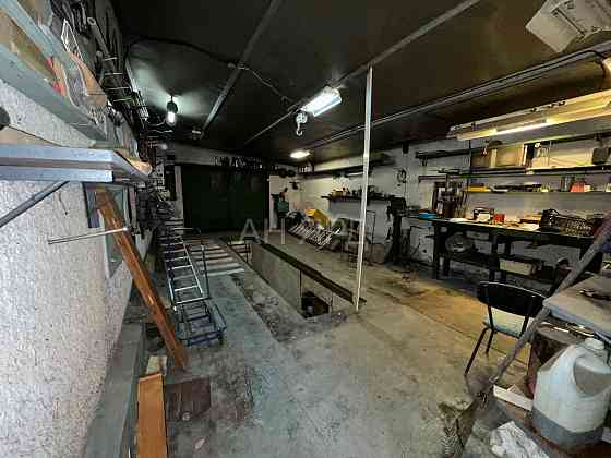 Продается дом с гаражом в г. Макеевка, п. Кирпичный, возле мкрн. Зеленый Макеевка