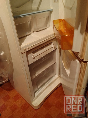 Продам холодильник Индезит б/у Донецк - изображение 1