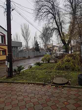 продам жилое помещение . можно жить или использовать как офис. Донецк