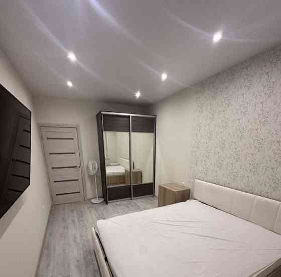 Сдается просторная двухкомнатная квартира (60 м2) Донецк