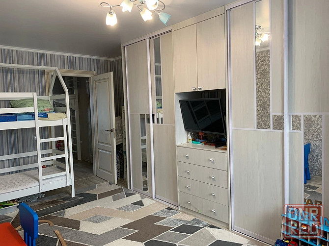 Сдается трехкомнатная квартира. Киевский район, ориентир Донецк Сити! Донецк - изображение 7