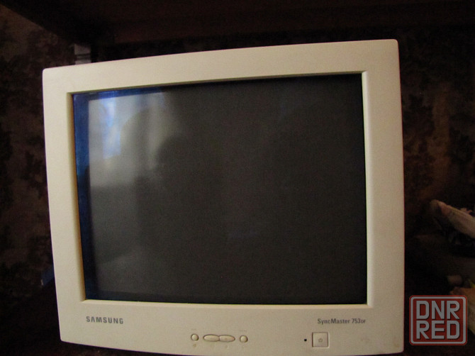 монитор кинескопный 17" Макеевка - изображение 1