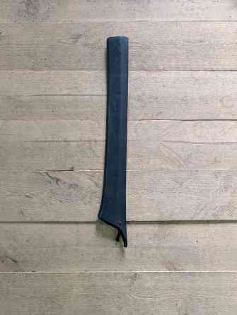 Продам накладку передней левой стойки Мерседес W124 Донецк