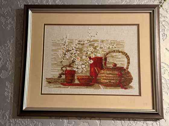 Продам картины вышивки,антибликовое стекло Донецк