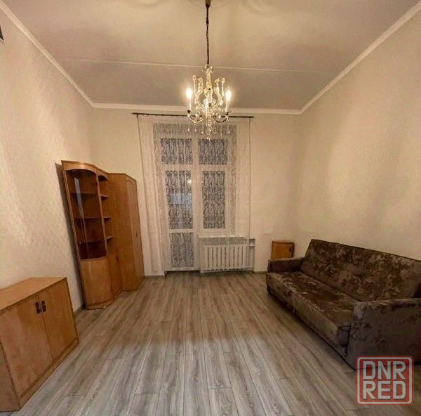 Сдаётся квартира в Ворошиловском районе Донецк - изображение 4