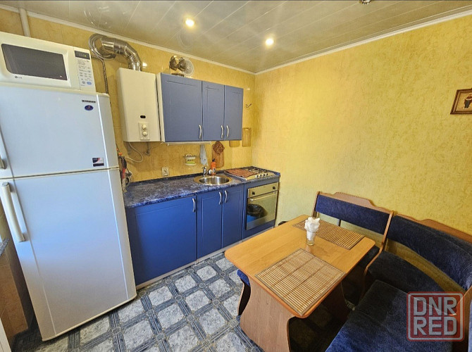 2-комн Люкс Шахтерск - изображение 7