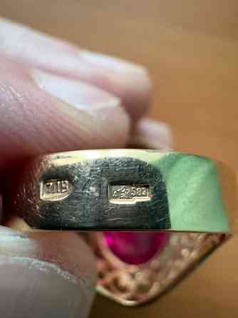 Золотое кольцо/перстень. рубин. 583 ссср Донецк