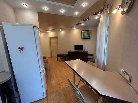 Аренда 2х Комнатной Квартиры - Калининский Район -пр Ильича - Вода Идёт Круглосуточно! Донецк