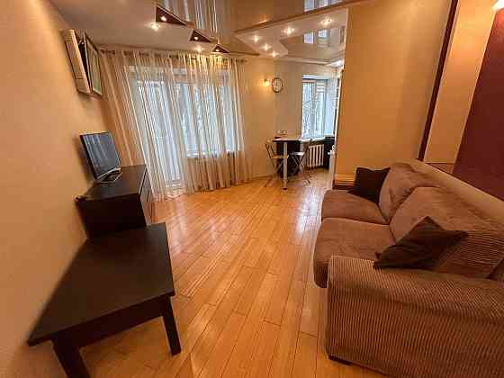 Аренда 2х Комнатной Квартиры - Калининский Район -пр Ильича - Вода Идёт Круглосуточно! Донецк