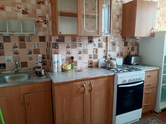 Продам 2х ком квартиру.рынок Объединённый Донецк