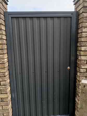 Ворота откатные,распашные, Горловка