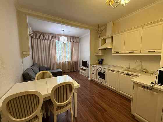 Однокомнатная в жк Диске на Маяковского Донецк