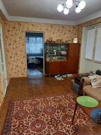 2 ком. квартира 42 м2, 3/5 этаж, Калининский р-н, ул. Дружковская, 4,5 млн руб Донецк